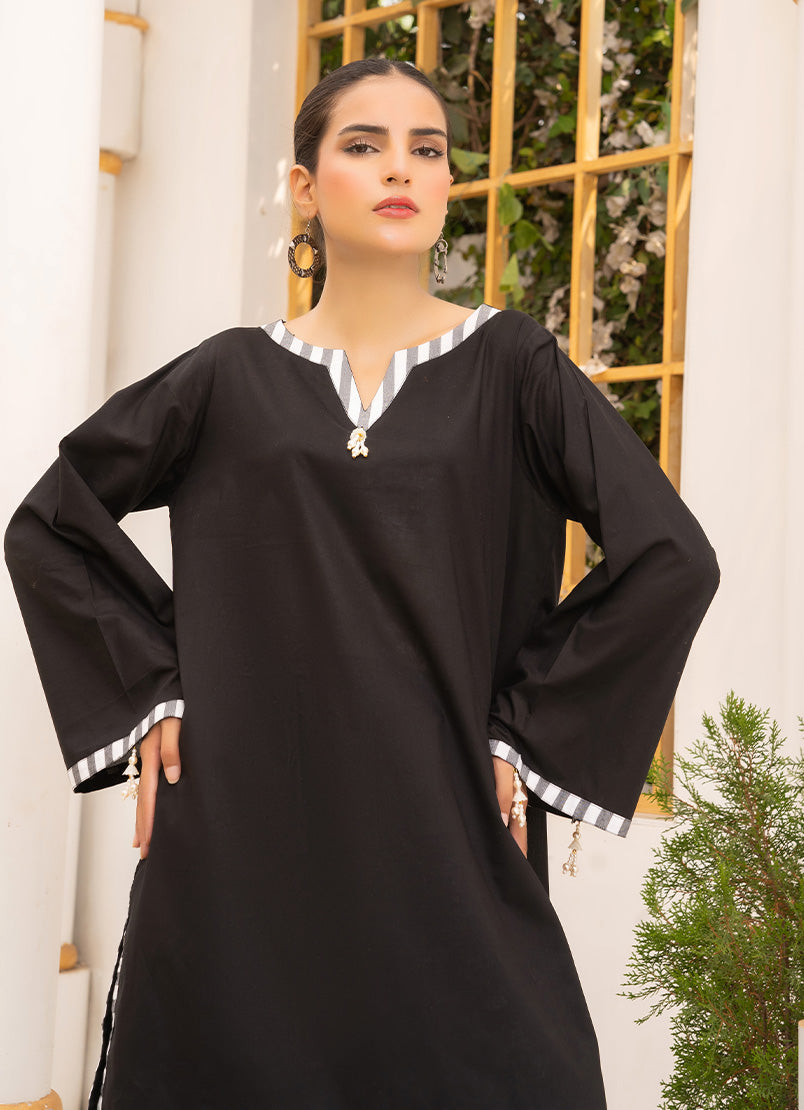 Obsidian Tassel Set
